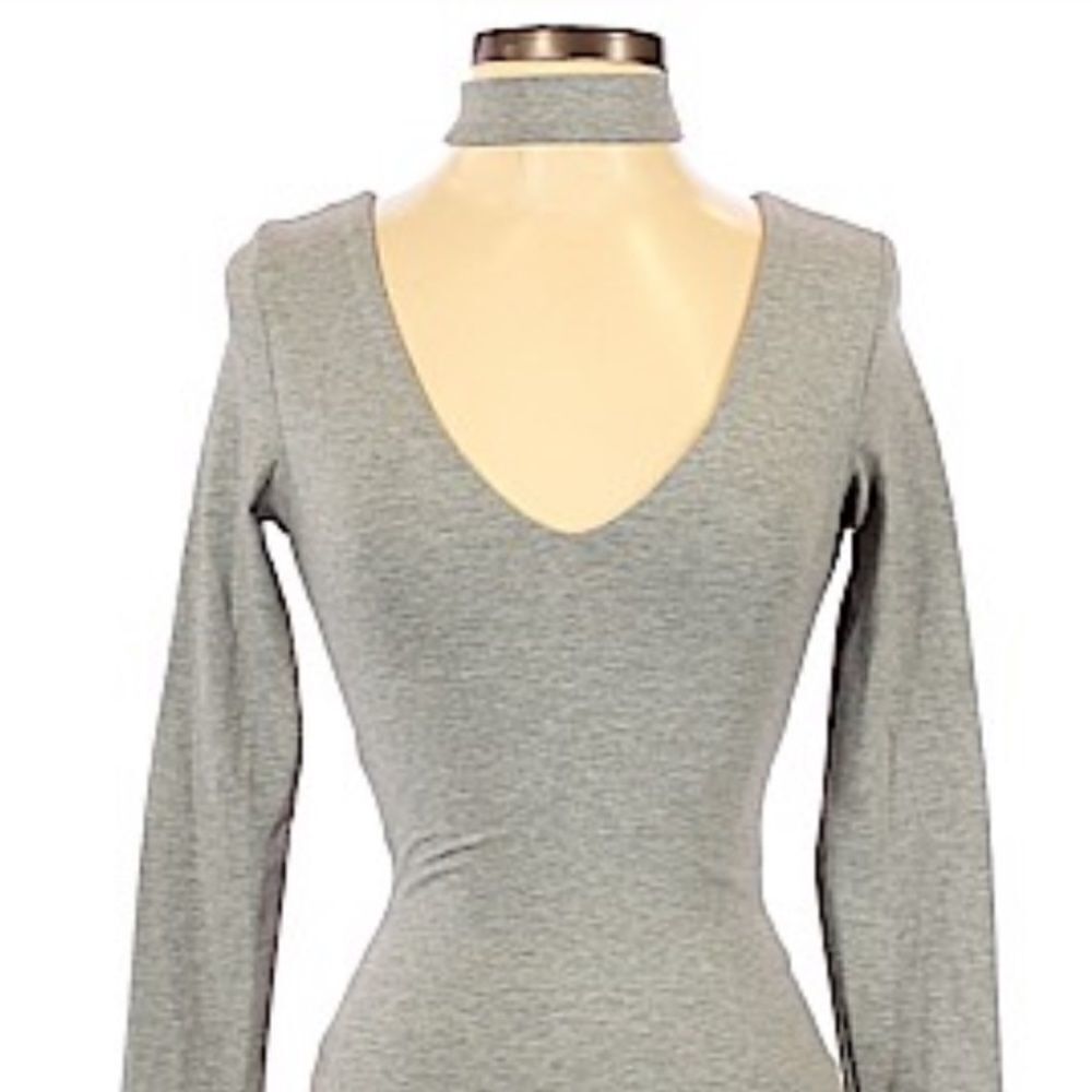 🖤ALOT grey long sleeve